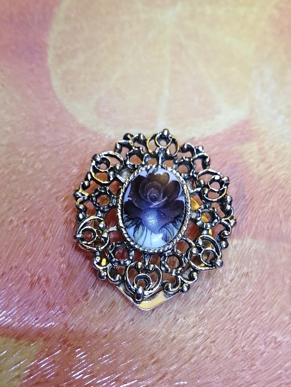 Brown Rose Vintage Scarf Clip